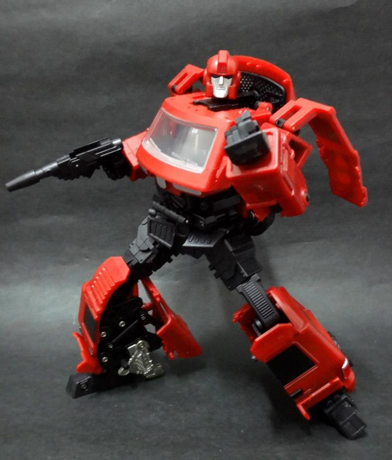 In-Hand Images iGear Toys PP05W Weapon Specialist - Ultimate NOT